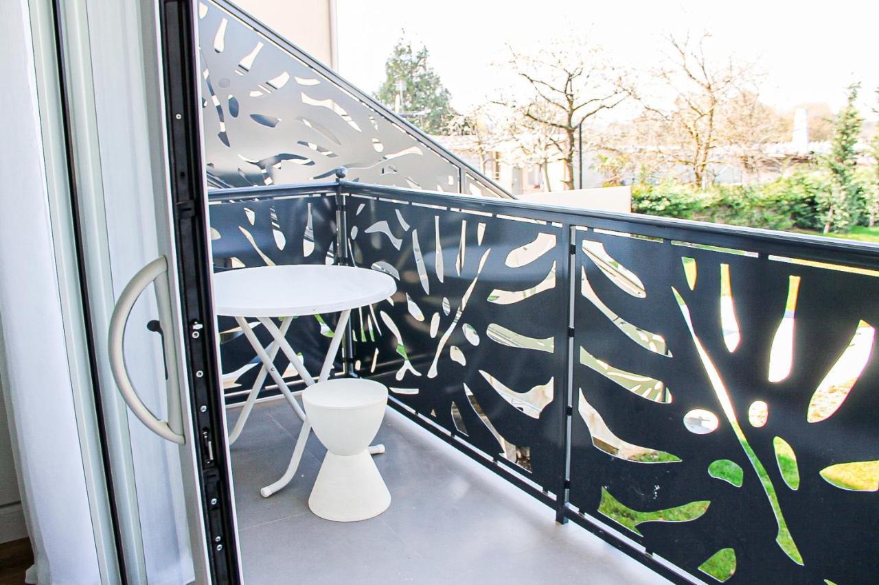 Grand T1 Moderne Jardin Pres De Cdg Apartman Le Thillay Kültér fotó